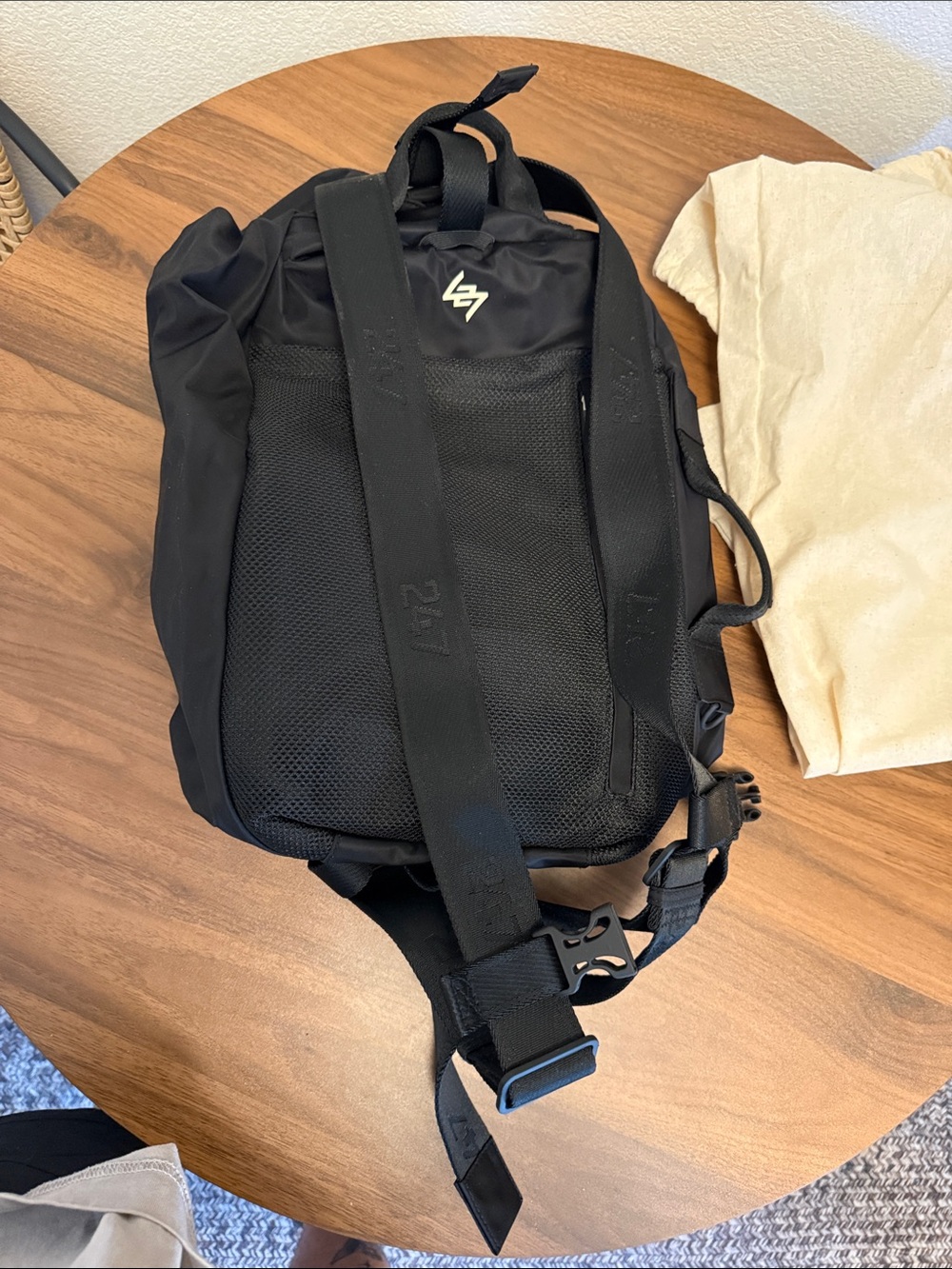 Represent 247 Clo Black Sling Bag - Picture 2 of 5